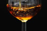 Les ventes de Cognac se redressent nettement chez Rémy Cointreau