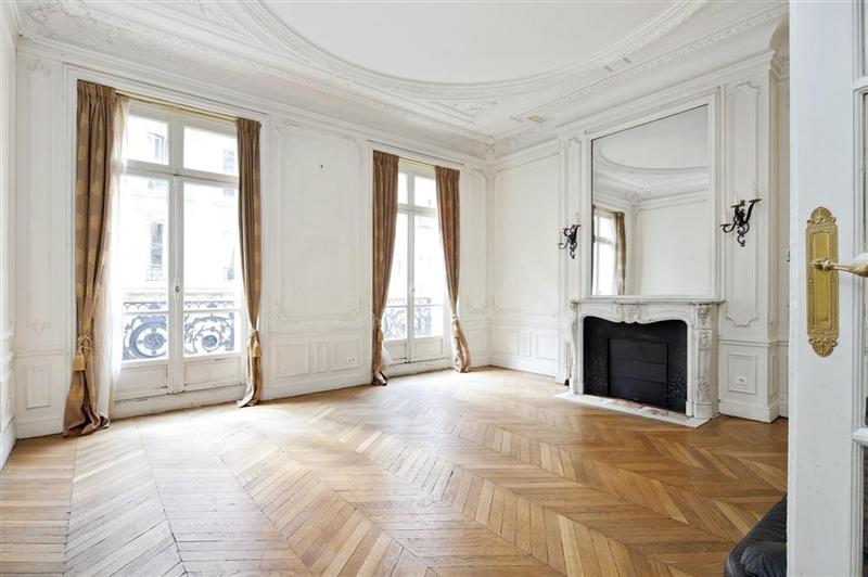Immobilier : les prix de l’ancien continuent à résister en région parisienne