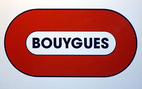 Bouygues : UBS relève le curseur