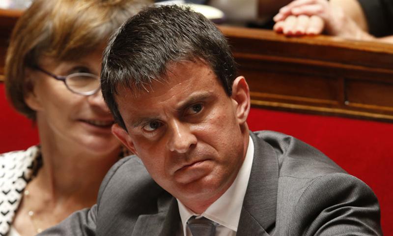 Fonctionnaires : l'accord sur les salaires s'appliquera coûte que coûte, dit Valls