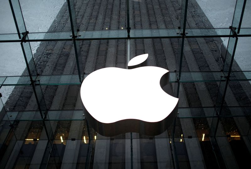 Apple atteint les 3.000 milliards de dollars de capitalisation boursière