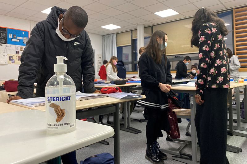 Coronavirus: Appel à la grève dans les écoles françaises jeudi 13 janvier