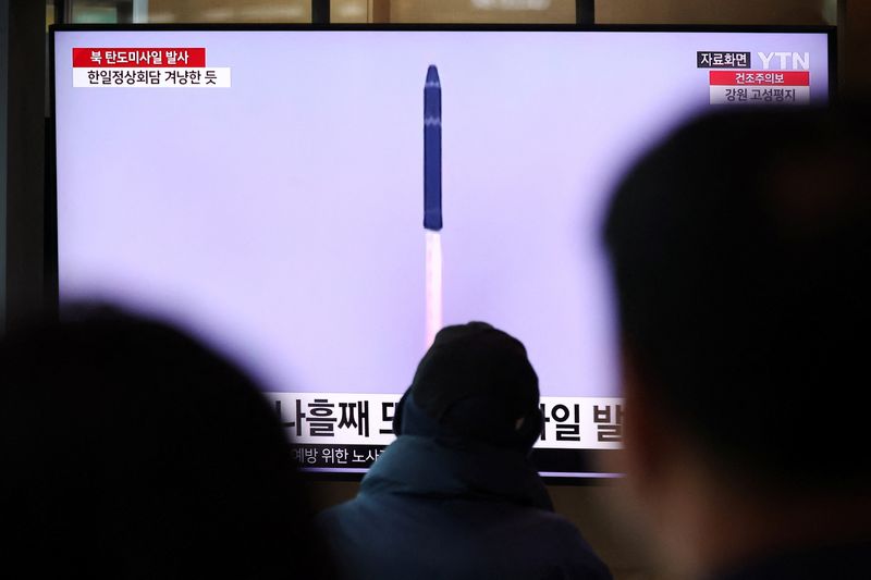La Corée du Nord tire un missile balistique au large de sa côte est, dit Séoul