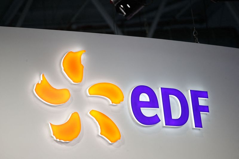 EDF : Des mois de retard et 300 millions d'euros de plus pour l'EPR de Flamanville