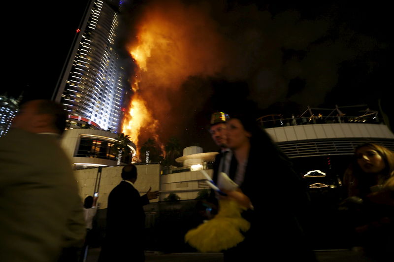 Violent incendie à Dubaï, près de la tour Burj Khalifa