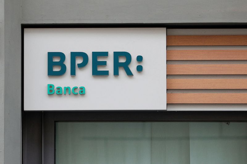 La banque italienne BPER relève son offre sur Carige