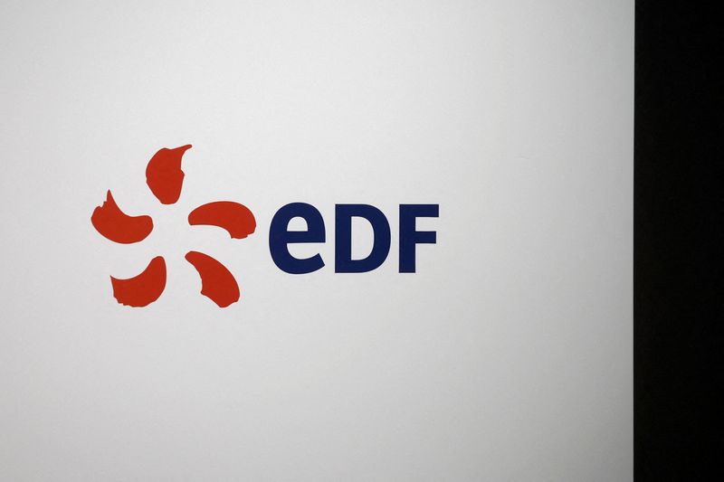 EDF va proposer aux électro-intensifs des contrats adossés au nucléaire