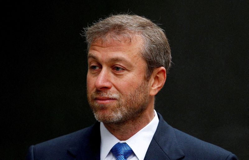 Le Portugal bloque la vente d'un manoir présumé appartenir à Abramovich