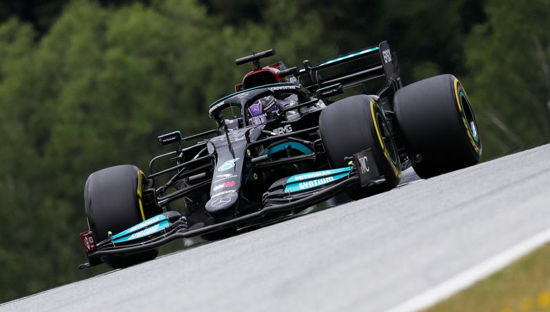 Lewis Hamilton réalise le meilleur chrono de la deuxième séance d'essais