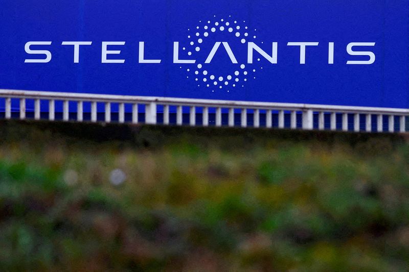 Stellantis investit €200 mlns en Algérie pour produire 4 modèles