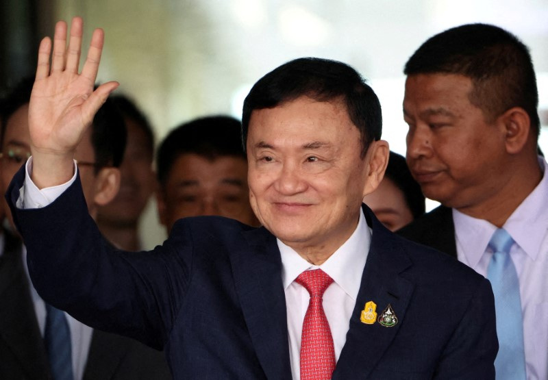 L'ancien Premier ministre thaïlandais Thaksin Shinawatra obtient la liberté conditionnelle