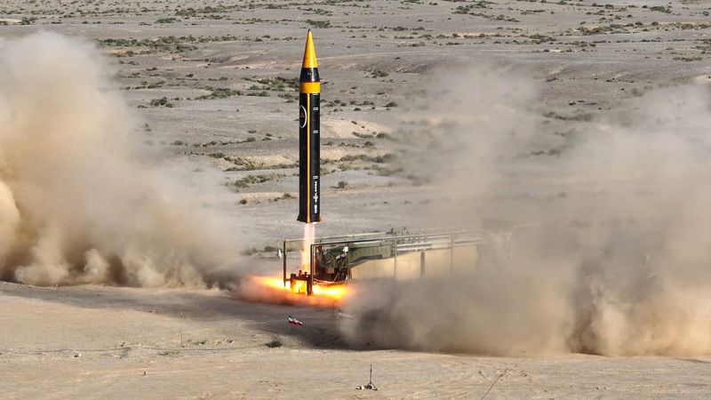 L'Iran teste un missile balistique, France et les Etats-Unis condamnent