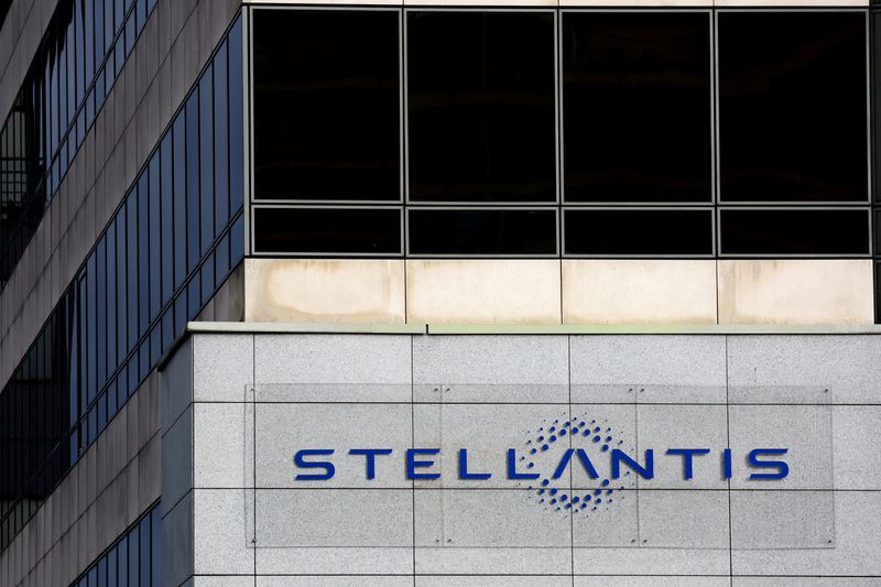 Stellantis suspend la production sur le site italien de Melfi, faute de semiconducteurs
