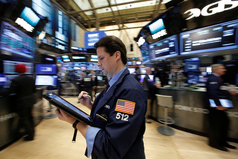 Wall Street termine en ordre dispersé, le Nasdaq réduit ses pertes