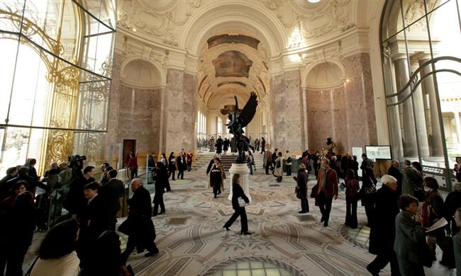 <p>Quels sont les sites culturels et récréatifs les plus visités de France ? Difficile pour la province de rivaliser avec les nombreux musées et parcs de la capitale : 9 des 10 premiers sites se trouvent à Paris, d'après le classement établi par l'INSEE (année 2010)...</p>