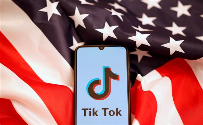 <p>L'application chinoise TikTok est dans le viseur de parlementaires américains qui voient en elle une menace pour la sécurité nationale, s'inquiétant notamment de la protection des données des utilisateurs...</p>