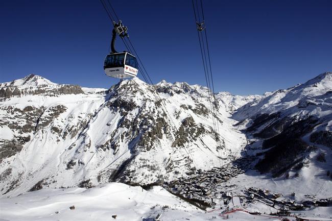 <p>Les prix immobiliers ont beaucoup augmenté ces dernières années dans stations de ski françaises. D'après les estimations de Meilleurs Agents, les 10 destinations de tête se paient au prix fort : de 4.800 € à plus de 12.000 € le m².</p>