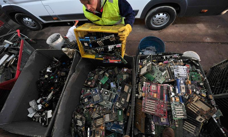 Environnement Le Monde Croule Sous Les Déchets électroniques 1263