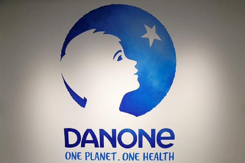 Danone solde ses investissements dans les partenariats avec Mengniu et acquiert Dumex