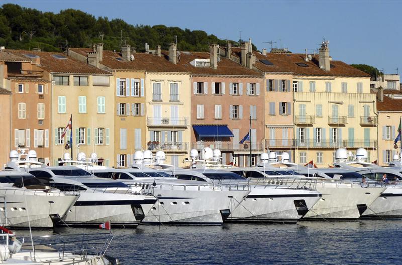 La France va saisir les villas de luxe et les yachts des oligarques russes proches du pouvoir
