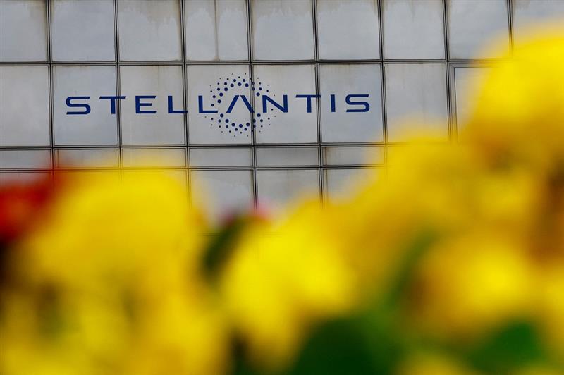 Pouvoir d'achat Stellantis versera jusqu'à 1.400 euros de bonus à ses