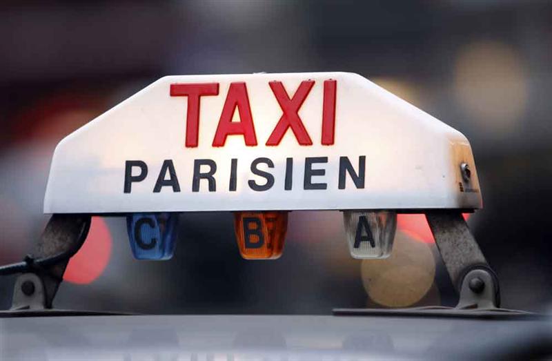 Taxis parisiens: les tarifs des forfaits aéroports sont désormais connus