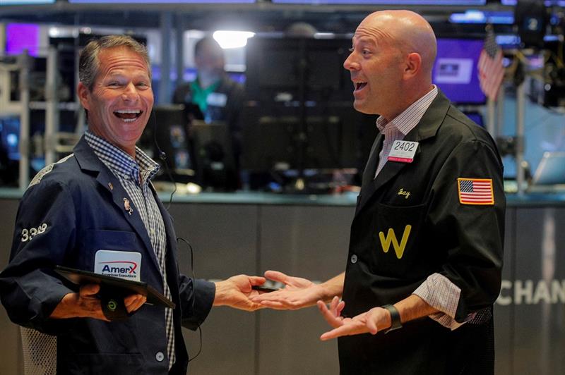 Wall Street : S&P 500 et bitcoin au plus haut historique
