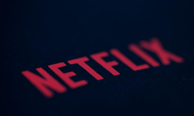 Apple peut et doit racheter Netflix, dit un expert