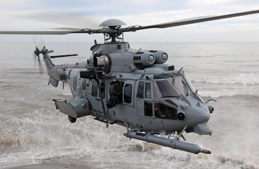 Melodramatisch slachtoffers maandelijks Le dernier Super Puma d'Airbus Helicopters certifié en Russie
